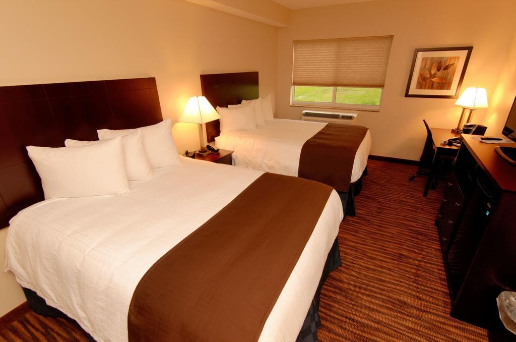 Cobblestone Inn & Suites - Denison | Oak Ridge Szoba fotó